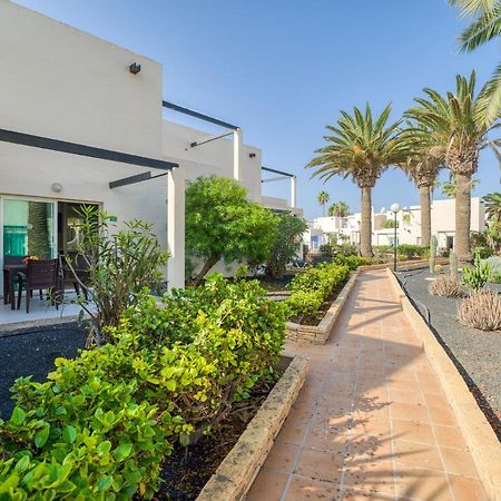 Homeforguest Moderno Apartamento Con Piscina En Corralejo Luaran gambar