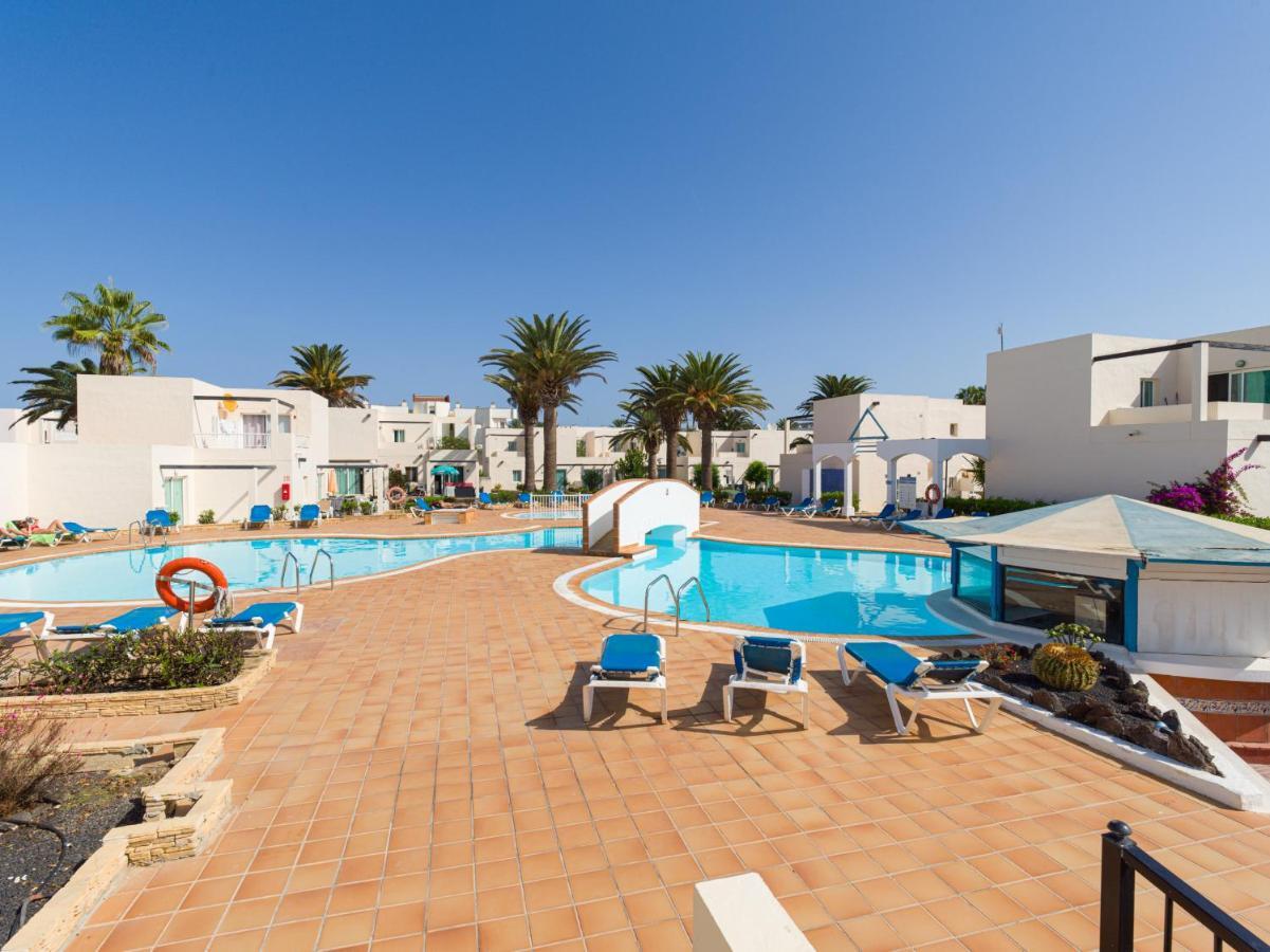 Homeforguest Moderno Apartamento Con Piscina En Corralejo Luaran gambar
