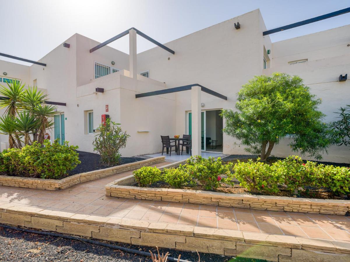 Homeforguest Moderno Apartamento Con Piscina En Corralejo Luaran gambar